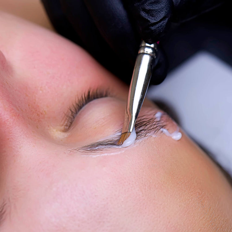 Laminado de cejas